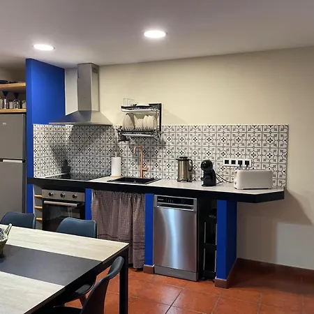 Cal Palaci Holiday home Caserras