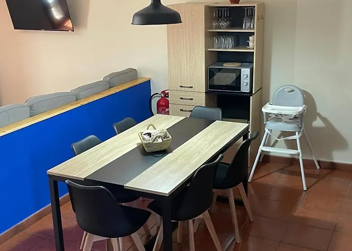 Cal Palaci Feriehus Caserras